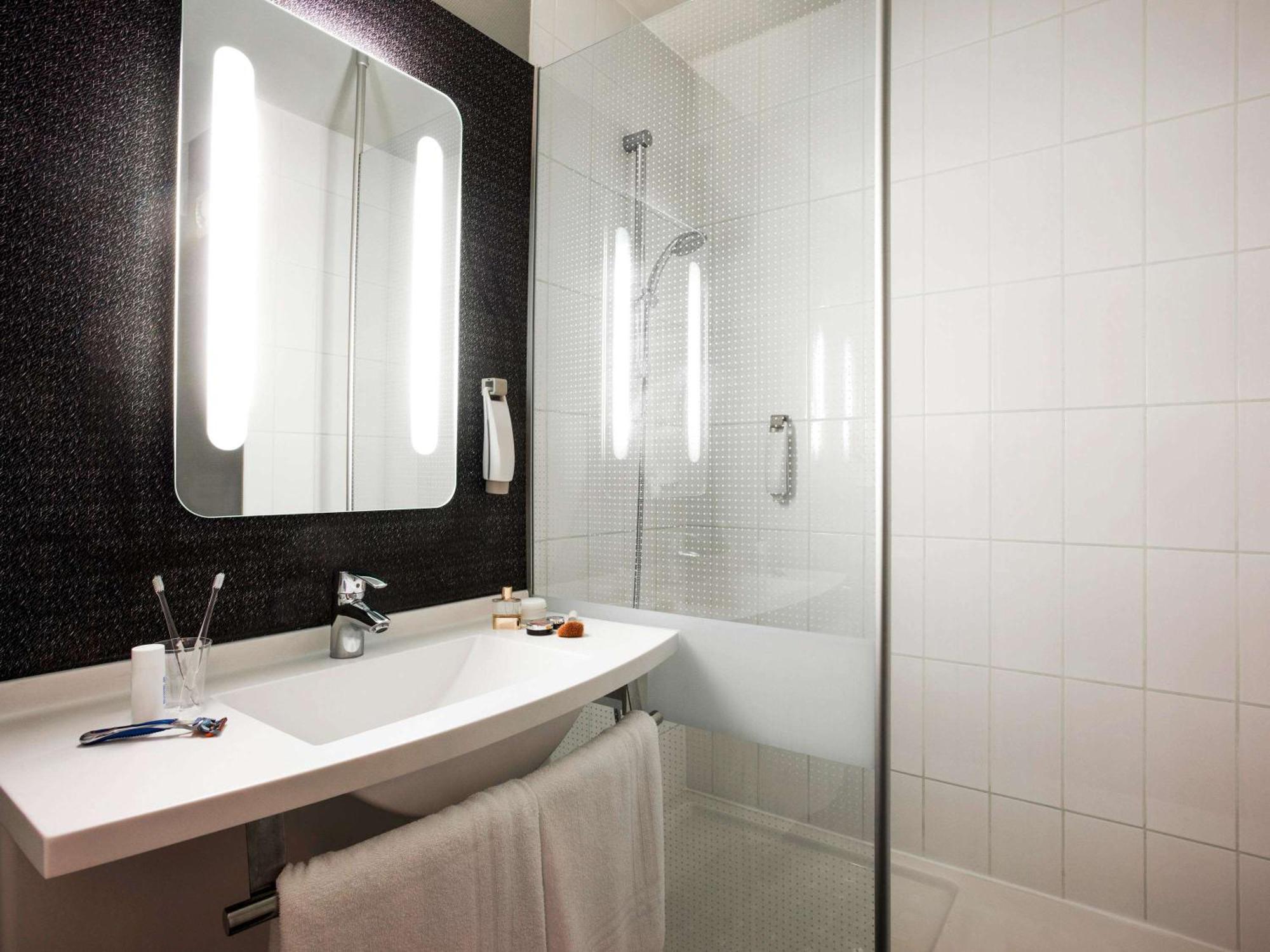 Ibis Pau Lescar Hotel ภายนอก รูปภาพ