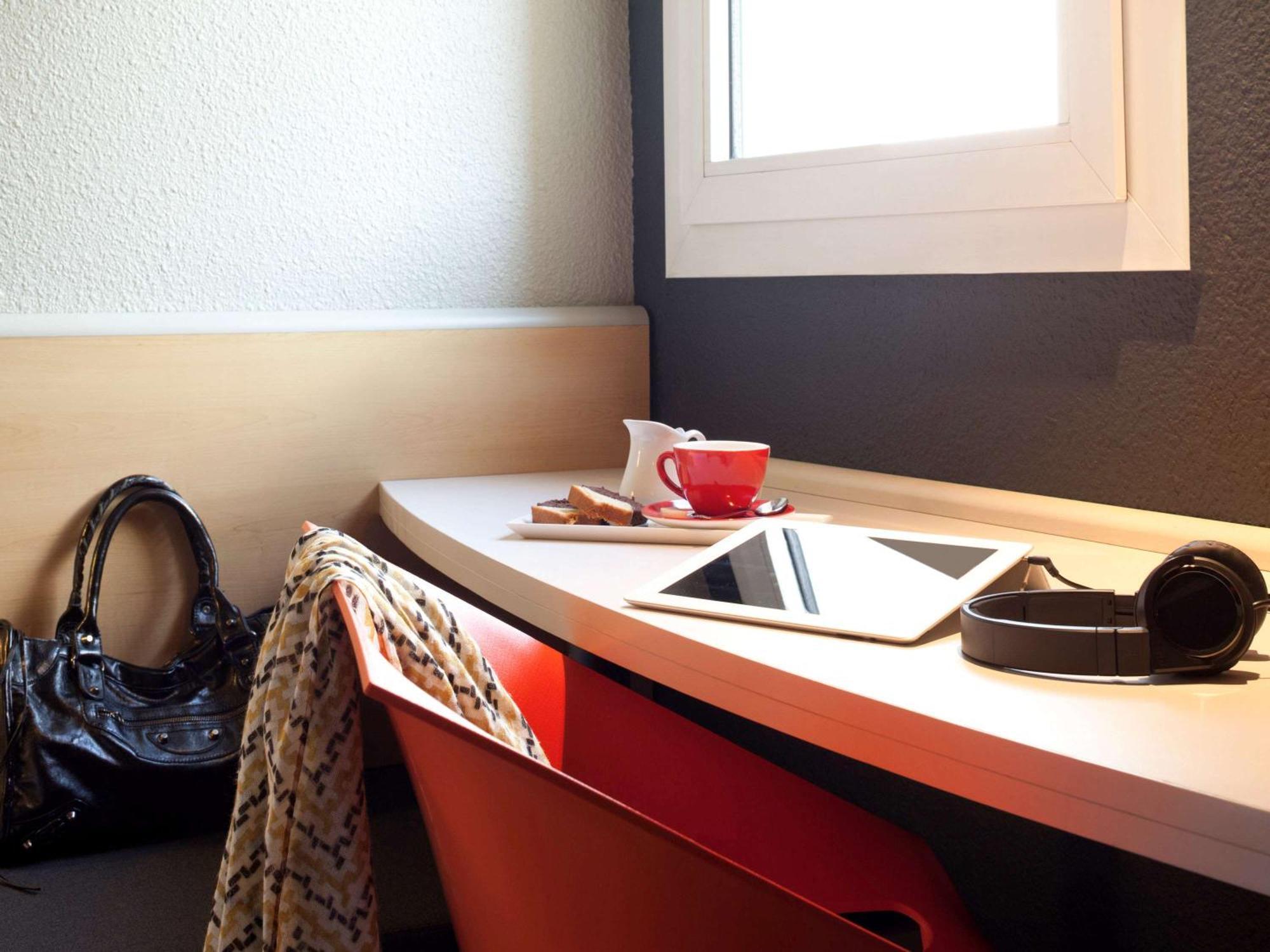 Ibis Pau Lescar Hotel ภายนอก รูปภาพ