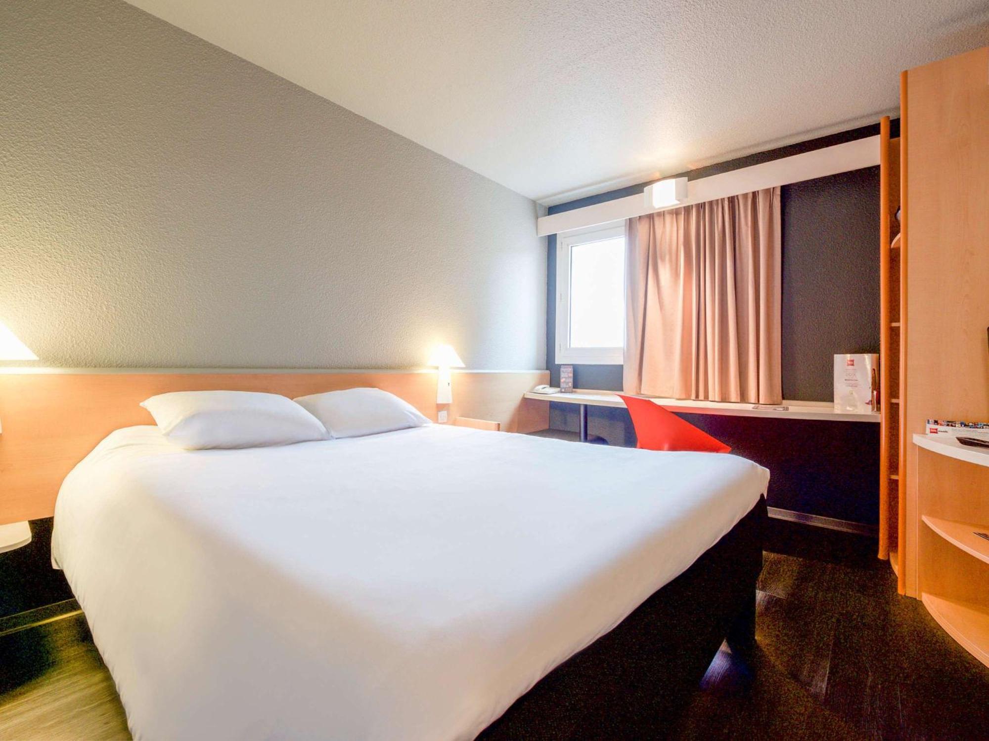 Ibis Pau Lescar Hotel ภายนอก รูปภาพ