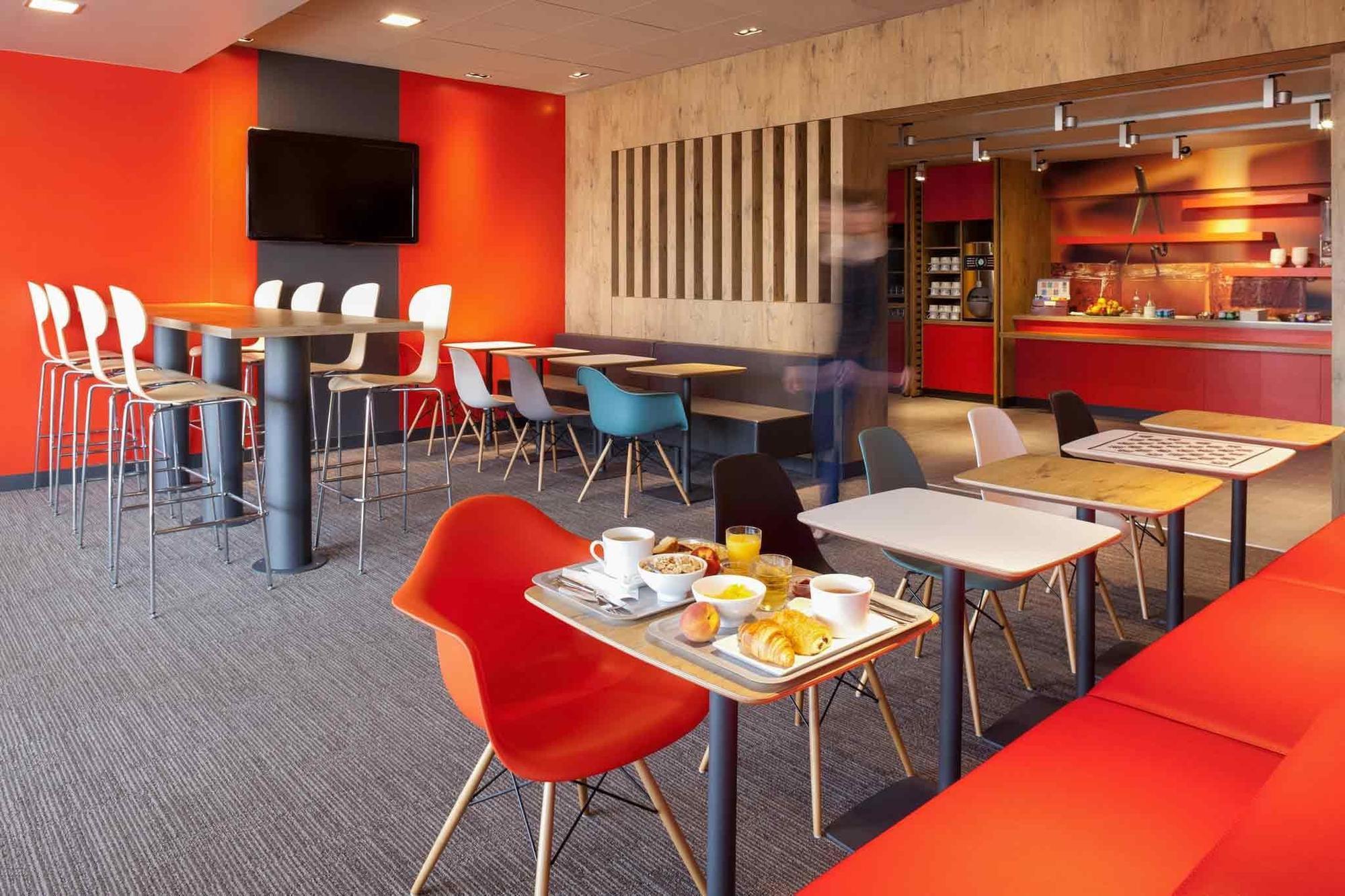 Ibis Pau Lescar Hotel ภายนอก รูปภาพ