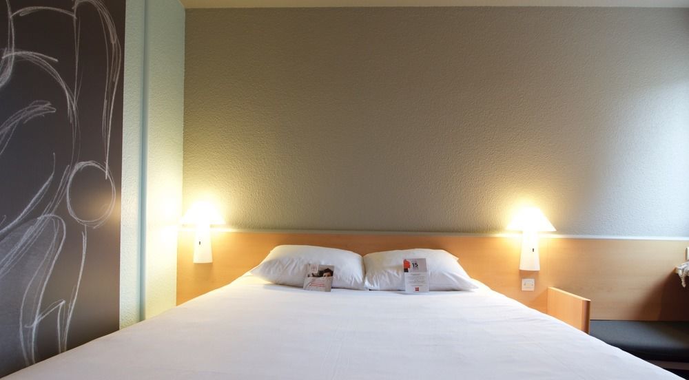 Ibis Pau Lescar Hotel ภายนอก รูปภาพ